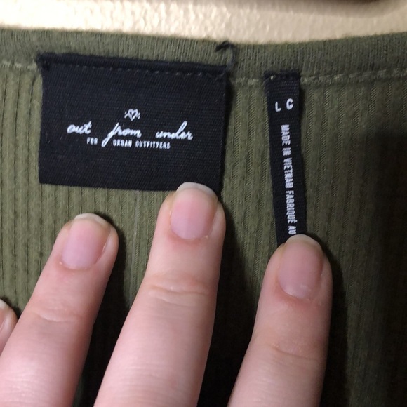 Out from under ribbed long sleeve top - Picture 4 of 6